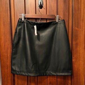 GAP Black Faux Leather Mini Skirt